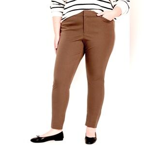 🥰2/$20 NWT Old Navy Plus Sz 26 US 4X High Rise Pixie Secret Smooth Pockets Brown